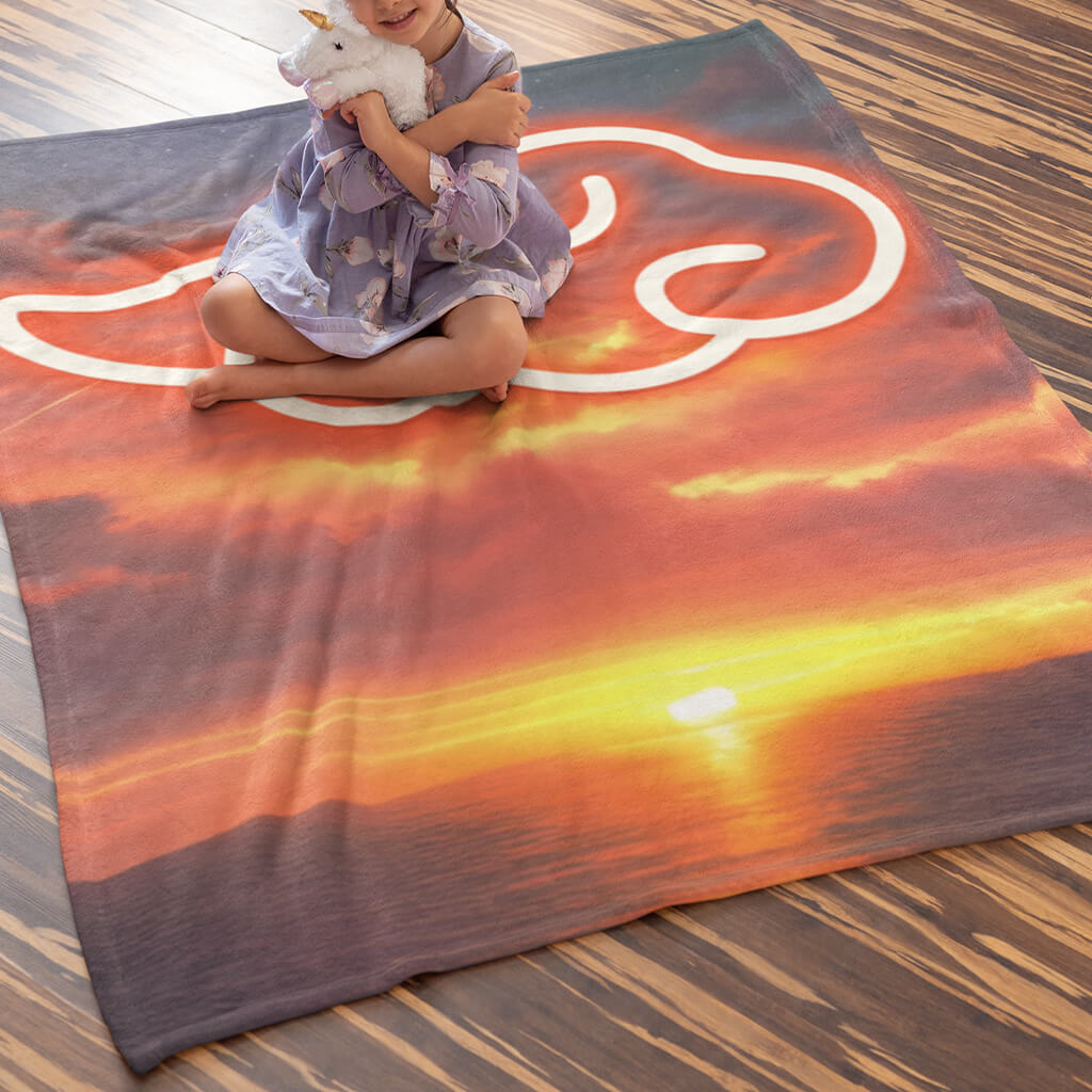 Creative luminous cloud pattern blanket, soft and comfortable