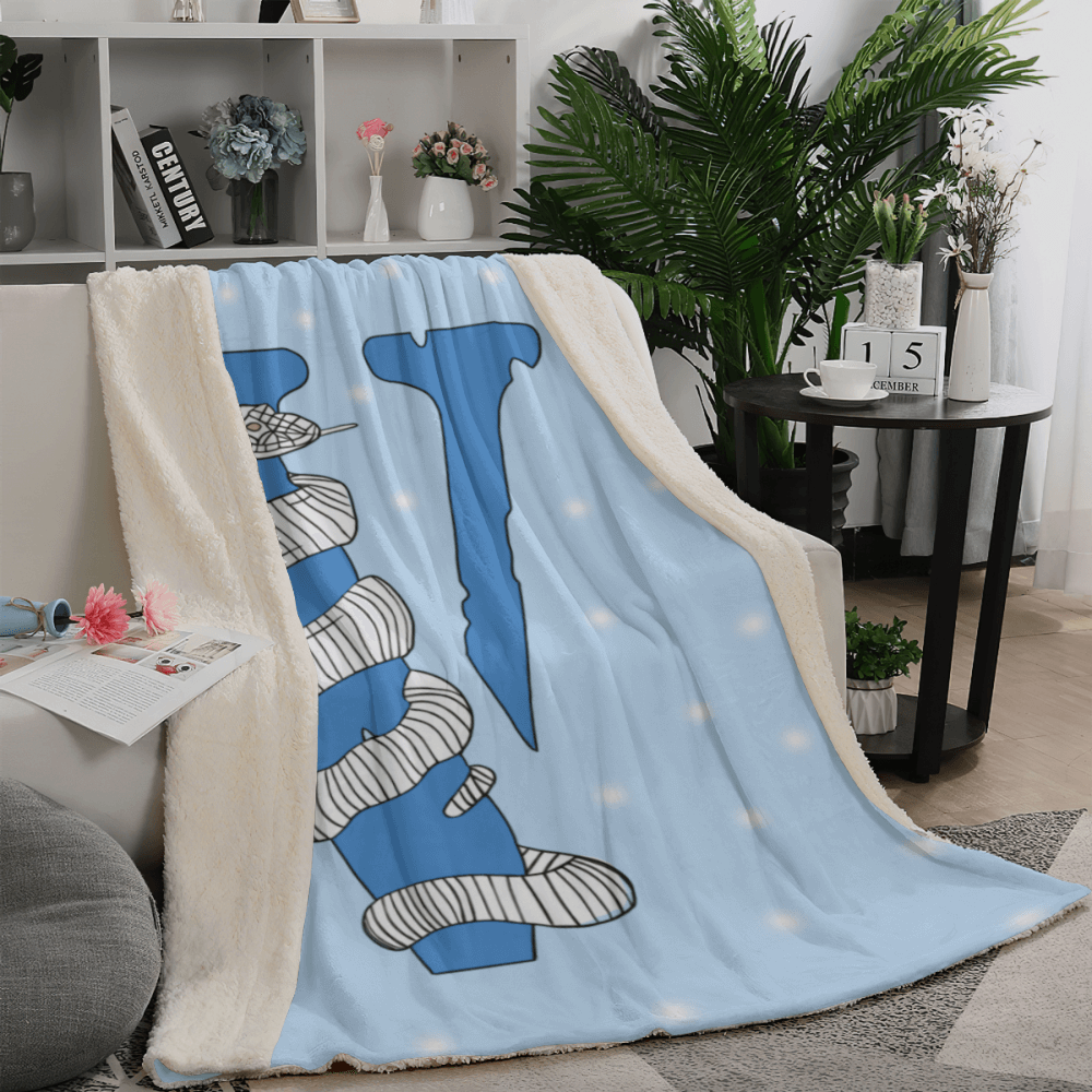 Snake And Letter V Creative Pattern Design, Blanket Soft And Comfortable